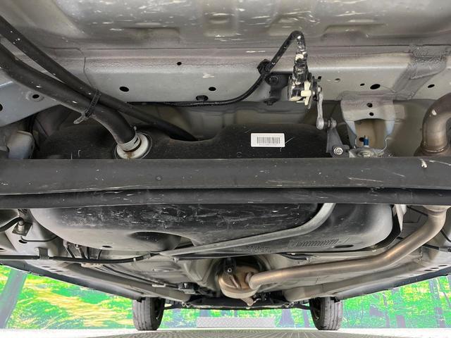 アルトラパン モード　純正ＳＤナビ　全周囲カメラ　衝突被害軽減システム　禁煙車　ドラレコ　コーナーセンサー　スマートキー　ＨＩＤヘッド　ビルトインＥＴＣ　車線逸脱警報　オートライト　オートエアコン　Ｂｌｕｅｔｏｏｔｈ（19枚目）