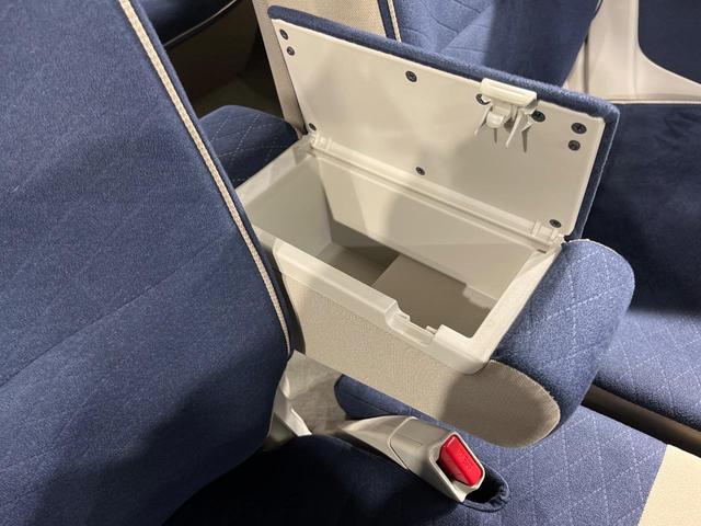 アルトラパン モード　純正ＳＤナビ　全周囲カメラ　衝突被害軽減システム　禁煙車　ドラレコ　コーナーセンサー　スマートキー　ＨＩＤヘッド　ビルトインＥＴＣ　車線逸脱警報　オートライト　オートエアコン　Ｂｌｕｅｔｏｏｔｈ（48枚目）