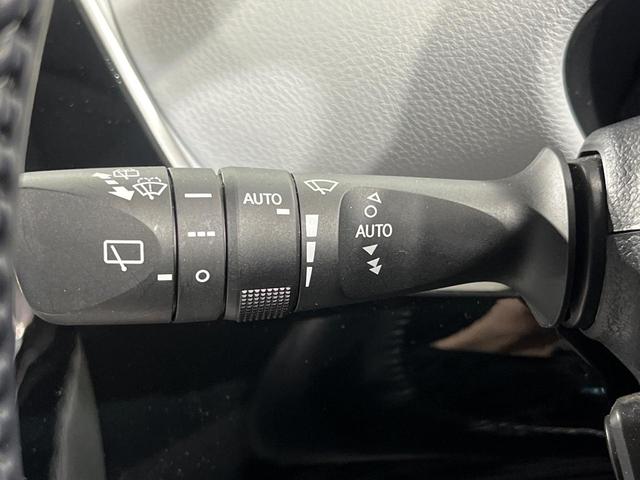 プリウス Aツーリングセレクション フルエアロ 純正SDナビ バックカメラ 衝突被害軽減システム レーダークルーズ 禁煙車 レザーシート ドラレコ コーナーセンサー スマートキー LEDヘッド ビルトインETC 車線逸脱警報(33枚目)