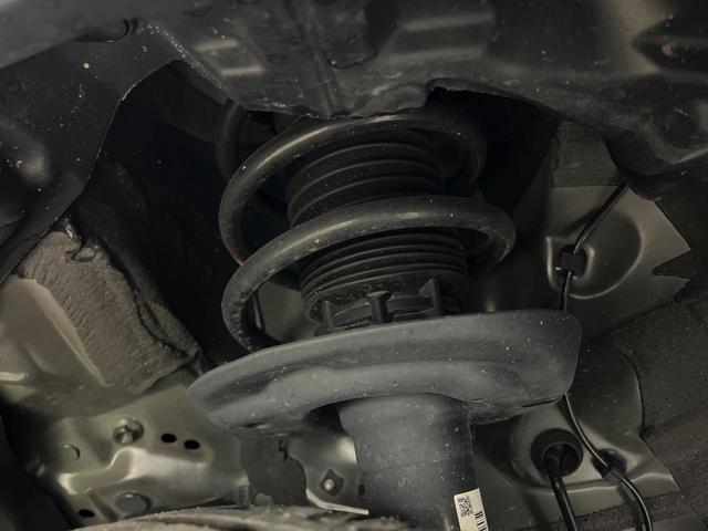 シエンタ ハイブリッドＺ　両側電動ドア　全周囲カメラ　衝突被害軽減システム　レーダークルーズ　禁煙車　ドラレコ　コーナーセンサー　スマートキー　ＬＥＤヘッド　ＥＴＣ２．０　純正１５インチアルミ　車線逸脱警報　オートライト（20枚目）