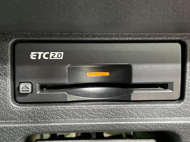 オーラ Ｇ　レザーエディション　メーカー９型ナビ　全周囲カメラ　ＢＯＳＥサウンド　衝突被害軽減システム　レーダークルーズ　禁煙車　レザーシート　ドラレコ　コーナーセンサー　スマートキー　ＬＥＤヘッド　ＥＴＣ２．０　純正１７インチＡＷ（39枚目）