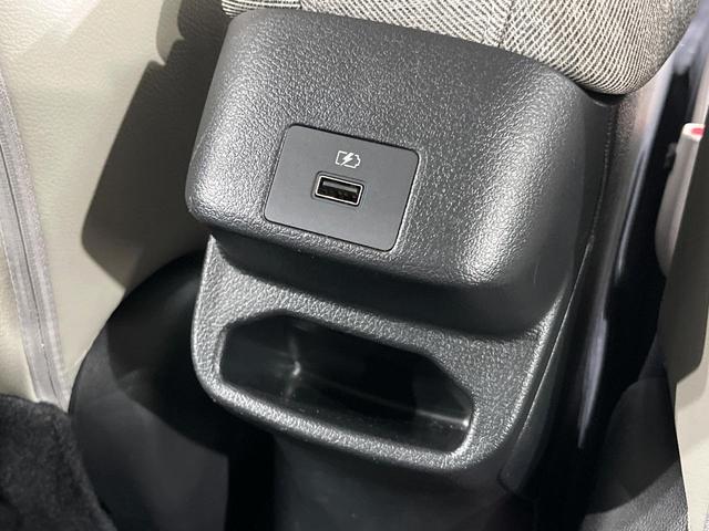 オーラ Ｇ　レザーエディション　メーカー９型ナビ　全周囲カメラ　ＢＯＳＥサウンド　衝突被害軽減システム　レーダークルーズ　禁煙車　レザーシート　ドラレコ　コーナーセンサー　スマートキー　ＬＥＤヘッド　ＥＴＣ２．０　純正１７インチＡＷ（56枚目）