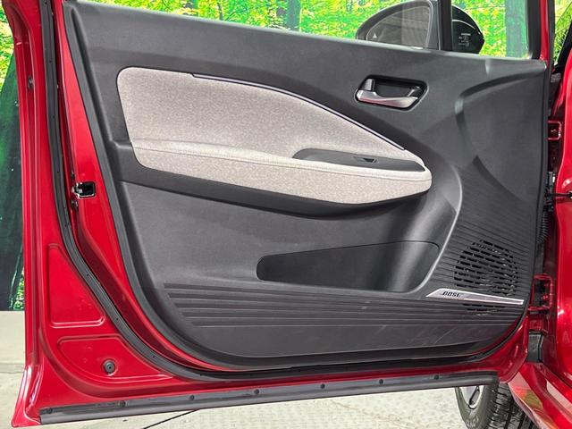 オーラ Ｇ　レザーエディション　メーカー９型ナビ　全周囲カメラ　ＢＯＳＥサウンド　衝突被害軽減システム　レーダークルーズ　禁煙車　レザーシート　ドラレコ　コーナーセンサー　スマートキー　ＬＥＤヘッド　ＥＴＣ２．０　純正１７インチＡＷ（59枚目）