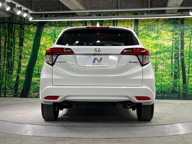 ヴェゼル ハイブリッドZ・ホンダセンシング 純正SDナビ バックカメラ 衝突被害軽減システム 禁煙車 ハーフレザーシート ドラレコ コーナーセンサー スマートキー LEDヘッド ビルトインETC 純正17インチアルミ 車線逸脱警報(15枚目)