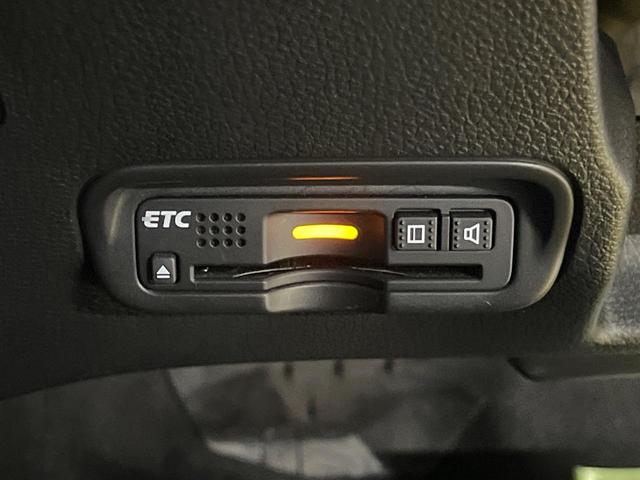 ヴェゼル ハイブリッドZ・ホンダセンシング 純正SDナビ バックカメラ 衝突被害軽減システム 禁煙車 ハーフレザーシート ドラレコ コーナーセンサー スマートキー LEDヘッド ビルトインETC 純正17インチアルミ 車線逸脱警報(23枚目)