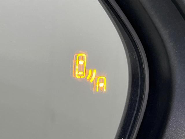 �y�u���C���h�X�|�b�g���j�^�[�z���s���A�h�A�~���[�̎��p�ɂȂ�₷���ӏ��Ɍ㑱�Ԃ��ڋ߂���ƃT�C�h�~���[�̃����Y�Ɍx����\���I�h���C�o�[�ɒ��ӊ��N�����Ă���܂��B