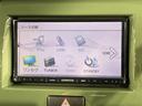Ｊスタイル　ＳＤナビ　バックカメラ　衝突軽減　禁煙車　スマートキー　ＨＩＤヘッドライト　ＥＴＣ　オートエアコン　ＣＤ再生　スマートキー　２トーン　オートライト　アイドリングストップ　ベンチシート　アームレスト（35枚目）