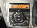 Ｊスタイル　ＳＤナビ　バックカメラ　衝突軽減　禁煙車　スマートキー　ＨＩＤヘッドライト　ＥＴＣ　オートエアコン　ＣＤ再生　スマートキー　２トーン　オートライト　アイドリングストップ　ベンチシート　アームレスト（41枚目）