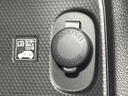 ハイブリッドＭＶ　ＳＤナビ　全周囲カメラ　衝突軽減装置　レーダークルーズ　禁煙車　コーナーセンサー　スマートキー　ビルトインＥＴＣ　車線逸脱警報　オートライト　オートエアコン　純正１６インチアルミ　Ｂｌｕｅｔｏｏｔｈ（32枚目）