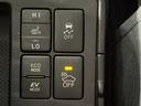 ヴィッツ ハイブリッドＵ　純正ナビ　バックカメラ　衝突軽減　禁煙車　シートヒーター　スマートキー　ＬＥＤヘッドライト　ＥＴＣ　クルコン　オートハイビーム　オートエアコン　Ｂｌｕｅｔｏｏｔｈ　ステアリングスイッチ（7枚目）