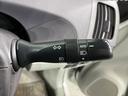 プリウス Ｓツーリングセレクション　純正ＳＤナビ　バックカメラ　禁煙車　スマートキー　ＬＥＤヘッド　ビルトインＥＴＣ　純正１７インチアルミ　オートライト　オートエアコン　Ｂｌｕｅｔｏｏｔｈ　ＣＤ　ＤＶＤ再生　フルセグ　ＬＥＤフォグ（6枚目）