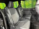 後部座席も気になるようなキズ・汚れやへたり等、大きなダメージはなく、良好な状態です。