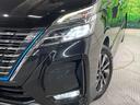 【ＬＥＤヘッドライト】悪天候や夜間走行時も良好な視界を確保し安心して運転できる高輝度ＬＥＤヘッドライトを装備！点灯速度が早く、消費電力も抑えられています。
