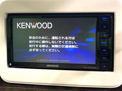 【ナビゲーション】目的地までしっかり案内してくれる使いやすいナビ。Ｂｌｕｅｔｏｏｔｈ接続すればお持ちのスマホやＭＰ３プレイヤーの音楽を再生可能！毎日の運転がさらに楽しくなります！！ 3