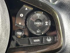 �ڥ����ץƥ��֥��롼������ȥ�����۹�®ƻϩ�Ǥ�Ĺ��Υ���Ԥ��ڤˡ�����ư��®�٤��ݤĥ��롼������ȥ����뤬�����ͷڸ������ƥ��Ϣ�Ȥ��������μ�ξ���Τ��Ƽִ֤��ݤĤ褦��®��Ĵ�ᤷ�Ƥ���ޤ����� 7