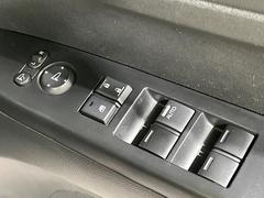 ����ư��Ǽ�ߥ顼�ۥ����ɥߥ顼����ư��Ǽ���ȤʤäƤ��ꡢ������־�Ǥ⥭�����Ĥ��ꥹ�����ޤ����ޤ��� 7