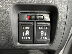 ��ξ¦�ѥ���饤�ɥɥ��ۥ��ޡ��ȥ����䱿ž�ʤΥ����å��Ǹ���ξ¦���饤�ɥɥ��γ��Ĥ���ǽ����ư�������Ϥ�����ƥɥ��򳫤���ɬ�פ�̵���������ʤ����ͤǤ��ñ�˳����Ĥ�Ǥ���Ŭ�Ǥ��� 3