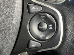 �ڥ����ץƥ��֥��롼������ȥ�����۹�®ƻϩ�Ǥ�Ĺ��Υ���Ԥ��ڤˡ�����ư��®�٤��ݤĥ��롼������ȥ����뤬�����ͷڸ������ƥ��Ϣ�Ȥ��������μ�ξ���Τ��Ƽִ֤��ݤĤ褦��®��Ĵ�ᤷ�Ƥ���ޤ����� 7