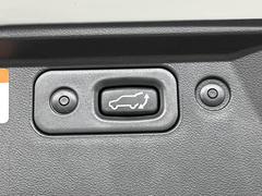 �ڥѥ�Хå��ɥ��ۥ��ޡ��ȥ����䱿ž�ʤΥܥ���򲡤������ǥꥢ�����Ȥ���ư�ǳ��Ĥ��ޤ�����ʪ����äƤ�����䡢�⤤���֤ˤ���Хå��ɥ����Ĥ��ݤ������ʵ�ǽ�Ǥ��� 6