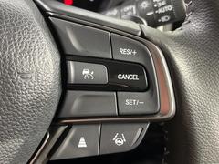 �ڥ����ץƥ��֥��롼������ȥ�����۹�®ƻϩ�Ǥ�Ĺ��Υ���Ԥ��ڤˡ�����ư��®�٤��ݤĥ��롼������ȥ����뤬�����ͷڸ������ƥ��Ϣ�Ȥ��������μ�ξ���Τ��Ƽִ֤��ݤĤ褦��®��Ĵ�ᤷ�Ƥ���ޤ����� 6