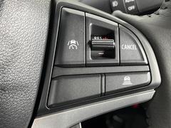 �ڥ����ץƥ��֥��롼������ȥ�����۹�®ƻϩ�Ǥ�Ĺ��Υ���Ԥ��ڤˡ�����ư��®�٤��ݤĥ��롼������ȥ����뤬�����ͷڸ������ƥ��Ϣ�Ȥ��������μ�ξ���Τ��Ƽִ֤��ݤĤ褦��®��Ĵ�ᤷ�Ƥ���ޤ����� 7