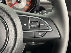 �ڥ����ץƥ��֥��롼������ȥ�����۹�®ƻϩ�Ǥ�Ĺ��Υ���Ԥ��ڤˡ�����ư��®�٤��ݤĥ��롼������ȥ����뤬�����ͷڸ������ƥ��Ϣ�Ȥ��������μ�ξ���Τ��Ƽִ֤��ݤĤ褦��®��Ĵ�ᤷ�Ƥ���ޤ����� 4