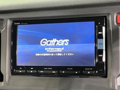 �ڽ����ʥӡۿ͵��ν����ʥӤ������������ǥ�����ǽ�⽼�¤��Ƥ��ꡢ�£�������������³����Ф������Υ��ޥۤ�ͣУ��ץ쥤�䡼�β��ڤ������ǽ�������α�ž������˳ڤ����ʤ�ޤ����� 4