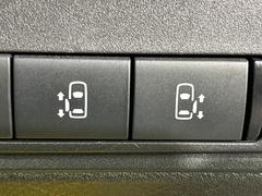 �ڥϥ󥺥ե꡼��ǽ�դ�ξ¦�ѥ���饤�ɥɥ��ۥ��饤�ɥɥ��β���­�������Ƥ��������ȡ���ưŪ�˥��饤�ɥɥ������Ĥ��ޤ�����ʪ��ξ�꤬�դ����ä����֤Ǥ⡢�ɥ��γ��Ĥ��Ǥ��ƤȤäƤ������� 6