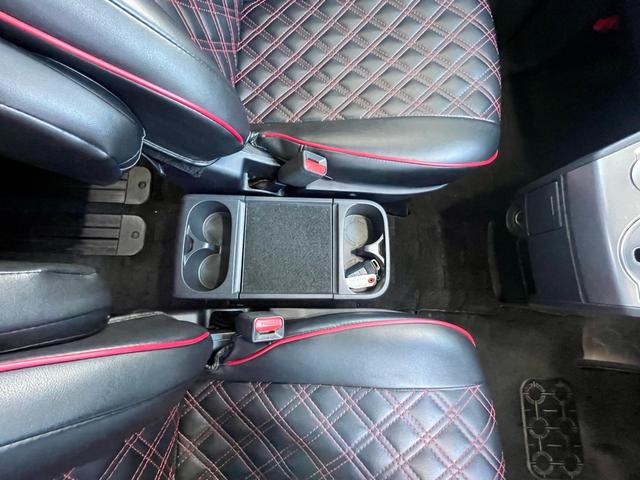 デリカＤ：５ Ｇ　ナビパッケージ　４ＷＤ　社外ホイール　ホワイトレタータイヤ　ストラーダナビＴＶ　Ｂｌｕｅｔｏｏｔｈ　ＥＴＣ　バックカメラ　８人乗り　左リアパワースライドドア　スマートキー　ＨＩＤヘッドライト　社外シートカバー（13枚目）