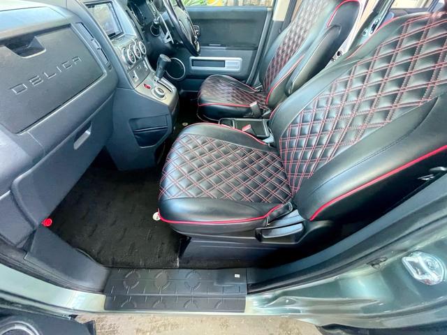 デリカＤ：５ Ｇ　ナビパッケージ　４ＷＤ　社外ホイール　ホワイトレタータイヤ　ストラーダナビＴＶ　Ｂｌｕｅｔｏｏｔｈ　ＥＴＣ　バックカメラ　８人乗り　左リアパワースライドドア　スマートキー　ＨＩＤヘッドライト　社外シートカバー（16枚目）