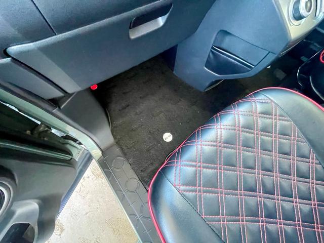 デリカＤ：５ Ｇ　ナビパッケージ　４ＷＤ　社外ホイール　ホワイトレタータイヤ　ストラーダナビＴＶ　Ｂｌｕｅｔｏｏｔｈ　ＥＴＣ　バックカメラ　８人乗り　左リアパワースライドドア　スマートキー　ＨＩＤヘッドライト　社外シートカバー（19枚目）