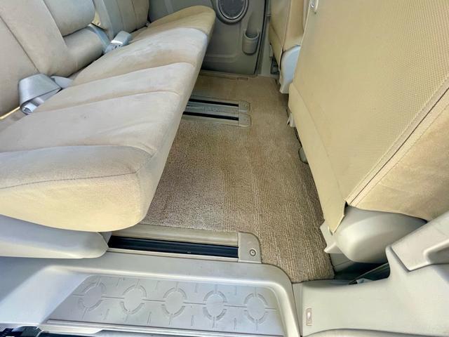 デリカD:5 G プレミアム ブルバー 純正ナビ カロッツェリア後席モニター 両側パワースライドドア スマートキー パワーバックドア 社外ホイール ATホワイトレタータイヤ 社外ルーフラック(23枚目)