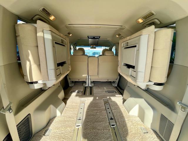 デリカD:5 G プレミアム ブルバー 純正ナビ カロッツェリア後席モニター 両側パワースライドドア スマートキー パワーバックドア 社外ホイール ATホワイトレタータイヤ 社外ルーフラック(31枚目)