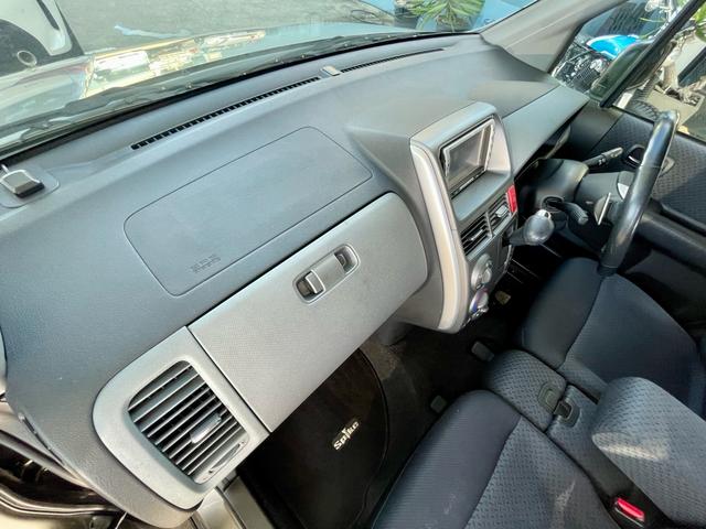 モビリオスパイク ＡＵ　スーリールーフラック　両側スライドドア　純正ナビ　ＥＴＣ（18枚目）