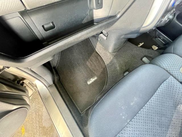 モビリオスパイク ＡＵ　スーリールーフラック　両側スライドドア　純正ナビ　ＥＴＣ（19枚目）