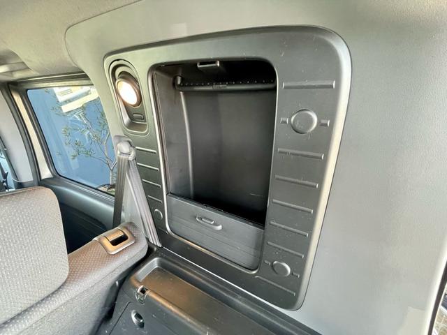 モビリオスパイク ＡＵ　スーリールーフラック　両側スライドドア　純正ナビ　ＥＴＣ（28枚目）