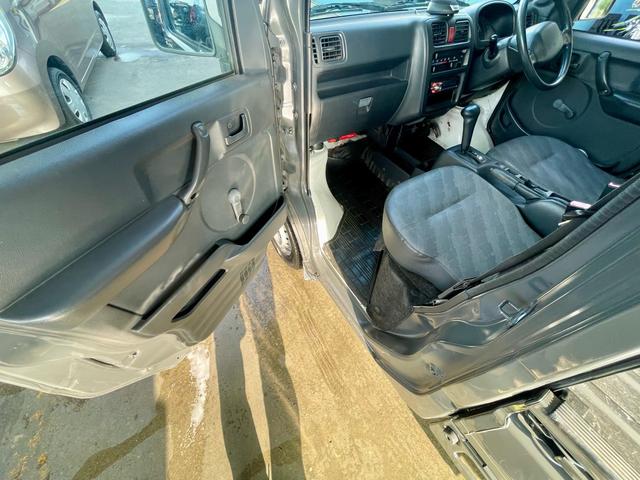 キャリイトラック ＫＣエアコン・パワステ　オートマ　オールペイント　社外オーディオ（13枚目）