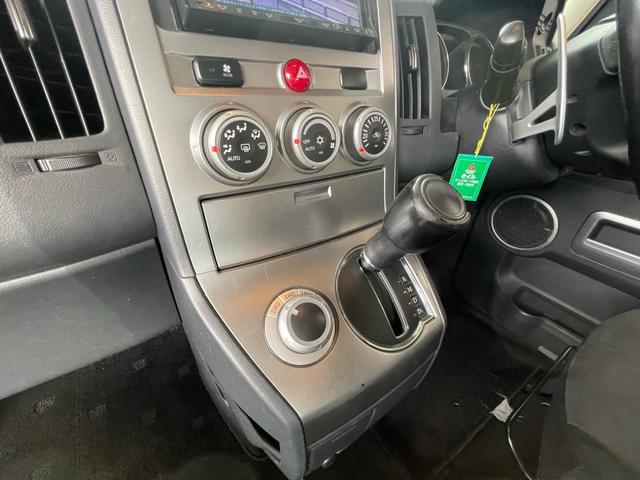 デリカD:5 G パワーパッケージ 社外ナビTV バックカメラ ETC スマートキー 両側パワースライドドア 18インチ アルミホイール 8人乗り 4WD(17枚目)