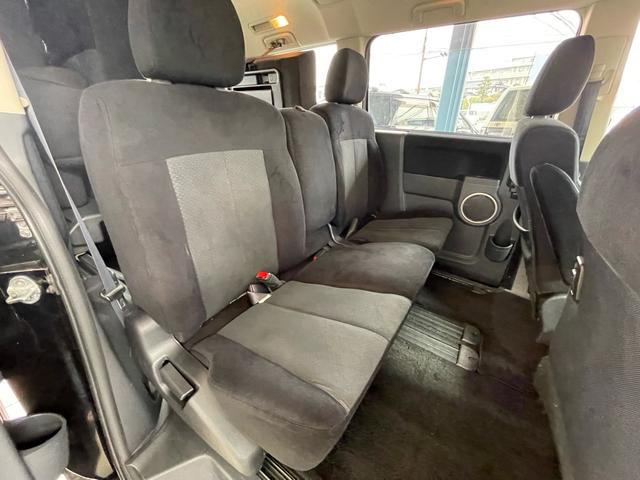 デリカD:5 G パワーパッケージ 社外ナビTV バックカメラ ETC スマートキー 両側パワースライドドア 18インチ アルミホイール 8人乗り 4WD(24枚目)