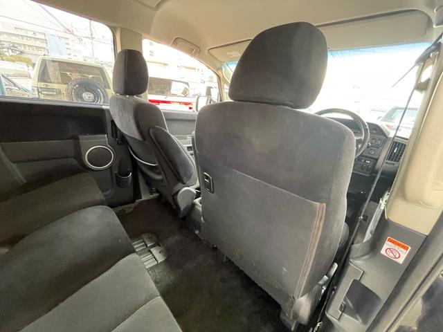 デリカD:5 G パワーパッケージ 社外ナビTV バックカメラ ETC スマートキー 両側パワースライドドア 18インチ アルミホイール 8人乗り 4WD(25枚目)