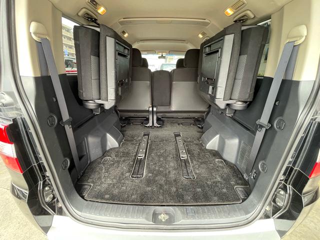 デリカD:5 G パワーパッケージ 社外ナビTV バックカメラ ETC スマートキー 両側パワースライドドア 18インチ アルミホイール 8人乗り 4WD(30枚目)