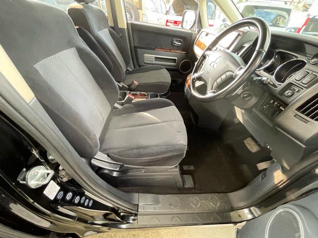 デリカＤ：５ 　ワンオーナー　社外ナビＴＶ　ＥＴＣ　バックカメラ　　フロントバンパープロテクター　ルーフキャリア　両側パワースライドドア（8枚目）