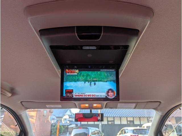 セレナ ハイウェイスター Vセレクション ナビ TV DVD Bluetooth 両側パワースライドドア バックカメラ ETC スマートキー2個 禁煙車 HIDヘッドライト フリップダウンモニター 8人乗り(11枚目)