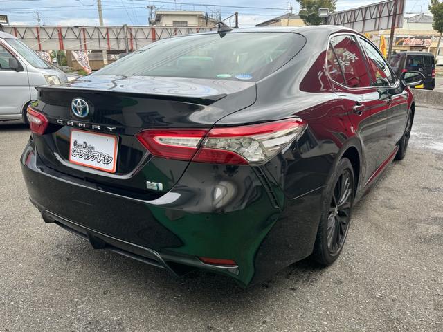 カムリ WSブラックエディション JBLサウンド 前席パワーシート 赤本革シート CarPlay Bluetooth クリアランスソナー LEDライト シートヒーター スマートキー キーレス クルコン 特別仕様車 禁煙車(12枚目)