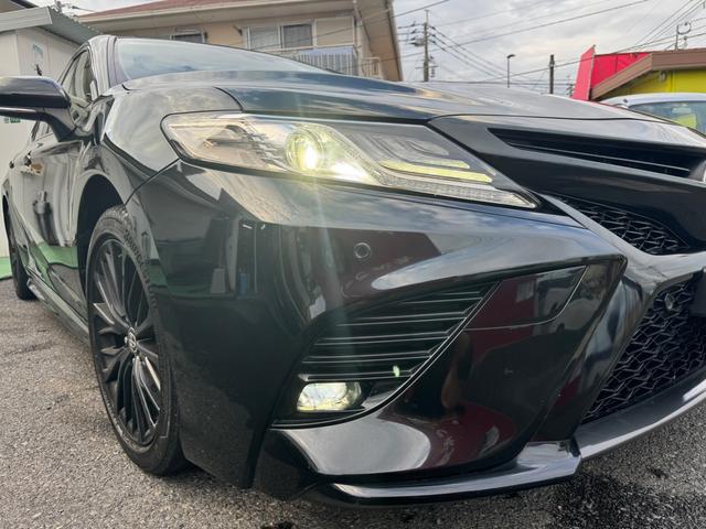 カムリ WSブラックエディション JBLサウンド 前席パワーシート 赤本革シート CarPlay Bluetooth クリアランスソナー LEDライト シートヒーター スマートキー キーレス クルコン 特別仕様車 禁煙車(58枚目)