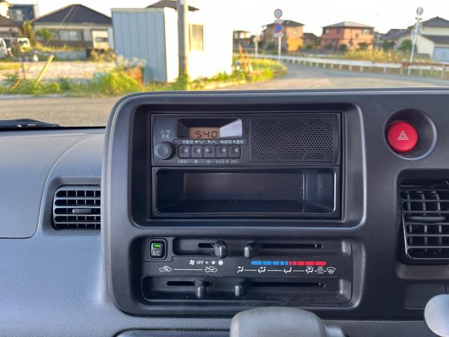 サンバーバン ＶＢ　禁煙車　パワーステアリング　エアバック　キーレス（26枚目）