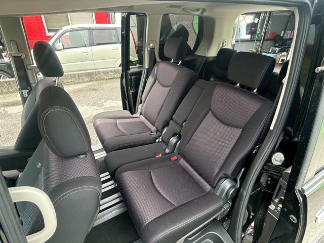 セレナ ハイウェイスター　電格Ｍ　ＡＵＸ　ＵＳＢ　禁煙　運転席エアバッグ　Ａライト　横滑り防止システム　両側スライドドア　ナビ　パワーウインドウ　ＥＴＣ　オートエアコン　パワステ　ＡＢＳ　キーレス　インテリジェントキ　ＷＳＲＳ（17枚目）