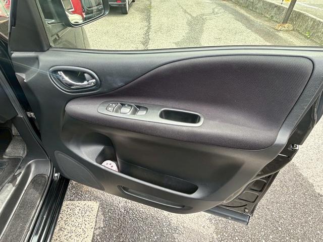 セレナ ハイウェイスター　電格Ｍ　ＡＵＸ　ＵＳＢ　禁煙　運転席エアバッグ　Ａライト　横滑り防止システム　両側スライドドア　ナビ　パワーウインドウ　ＥＴＣ　オートエアコン　パワステ　ＡＢＳ　キーレス　インテリジェントキ　ＷＳＲＳ（41枚目）