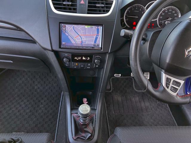 スイフトスポーツ 　エアコン　パワーステアリング　パワーウィンドウ　運転席エアバッグ　助手席エアバッグ　サイドエアバッグ　ＡＢＳ　　ＥＳＣスマートキー　キーレスエントリー電動格納ミラーナビフルセグＢｌｕｅｔｏｏｔｈ　ＣＤ（27枚目）