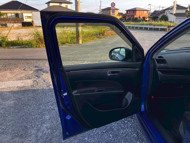 スイフトスポーツ 　エアコン　パワーステアリング　パワーウィンドウ　運転席エアバッグ　助手席エアバッグ　サイドエアバッグ　ＡＢＳ　　ＥＳＣスマートキー　キーレスエントリー電動格納ミラーナビフルセグＢｌｕｅｔｏｏｔｈ　ＣＤ（36枚目）